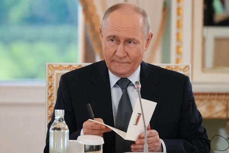 Путін визнав удари українських дронів по Росії та анонсував підготовку до працевлаштування бійців